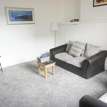 Flat 2 Opposite Travel Lodge Colwyn Bay Extérieur photo