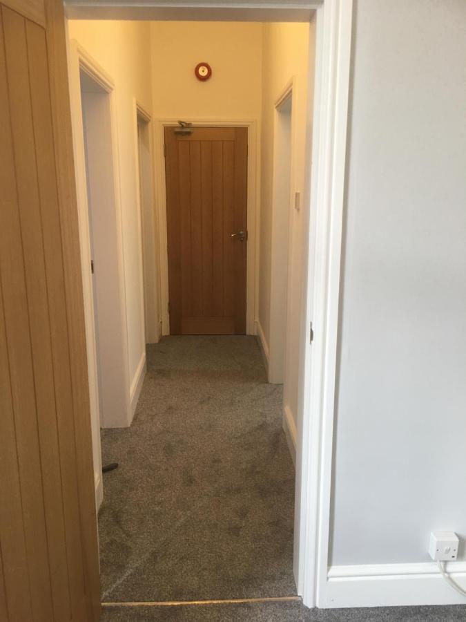 Flat 2 Opposite Travel Lodge Colwyn Bay Extérieur photo