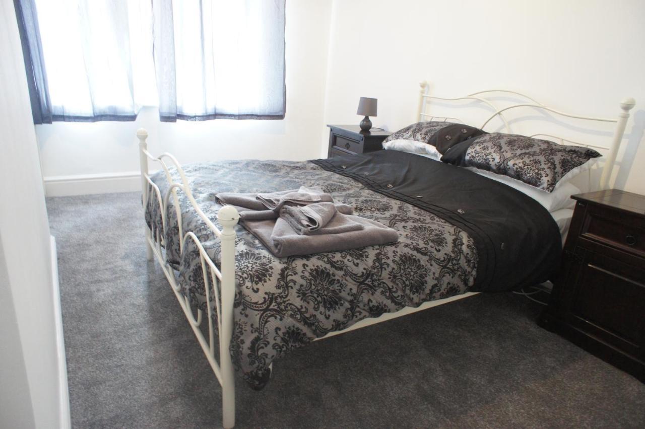 Flat 2 Opposite Travel Lodge Colwyn Bay Extérieur photo
