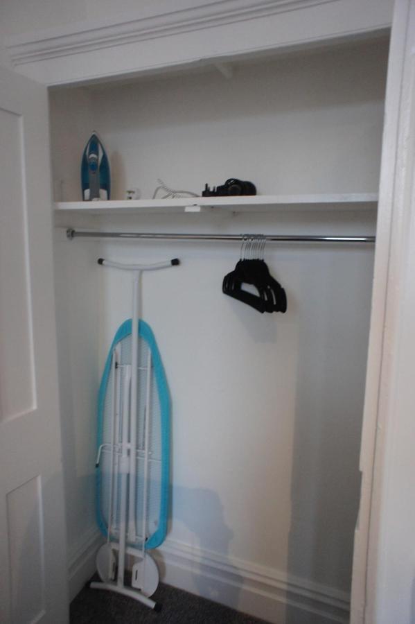 Flat 2 Opposite Travel Lodge Colwyn Bay Extérieur photo